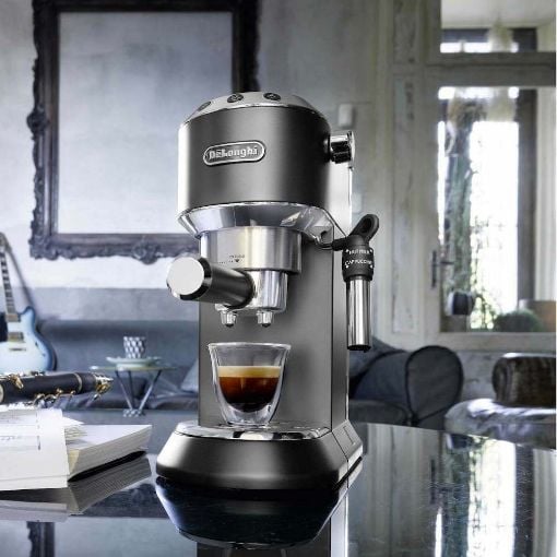 Εικόνα της Μηχανή Espresso DeLonghi Dedica Style EC685.BK 15bar 1300W Black Swing 132106140