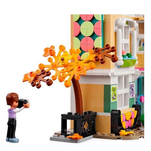 Εικόνα της LEGO Friends: Emma's Art School 41711