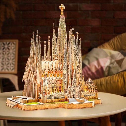 Εικόνα της Cubic Fun - 3D Led Puzzle Sagrada Familia 696pcs L530h
