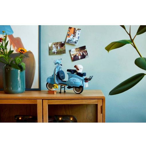 Εικόνα της LEGO Icons: Vespa 125 10298