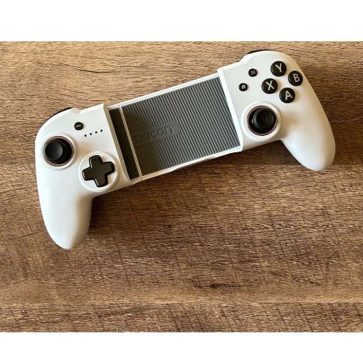Εικόνα της Nacon MG-X Mobile Gaming Controller For iOS White