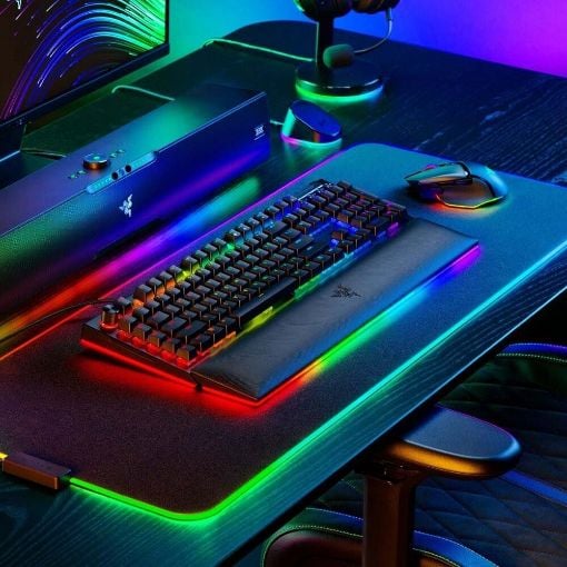 Εικόνα της Πληκτρολόγιο Razer Blackwidow v4 Pro Yellow Switches (US) RZ03-04681800-R3M1