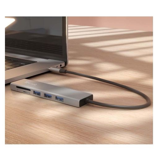 Εικόνα της Trust Halyx USB-C Hub & Card Reader Silver 24191