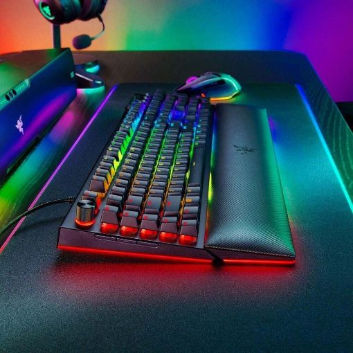 Εικόνα της Πληκτρολόγιο Razer BlackWidow V4 Pro Green Switches RGB (US) RZ03-04680100-R3M1