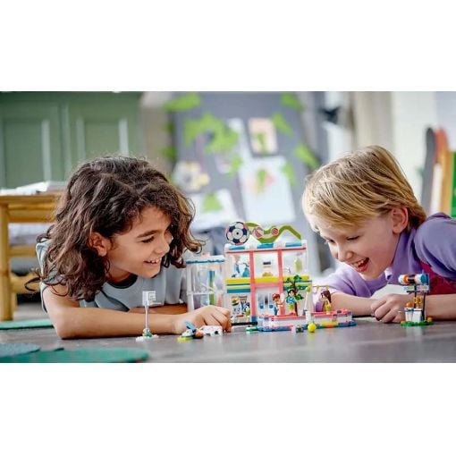 Εικόνα της LEGO Friends: Sports Center 41744