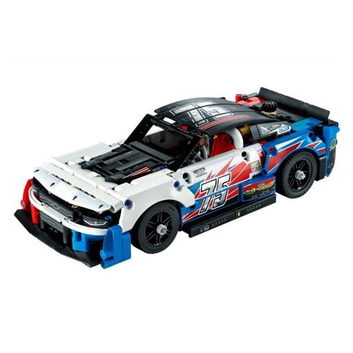 Εικόνα της LEGO Technic: NASCAR Next Gen Chevrolet Camaro ZL1 42153