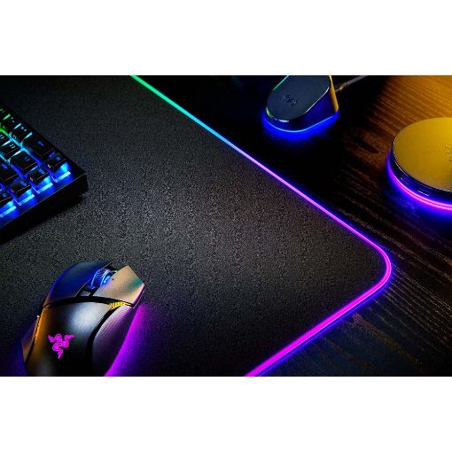 Εικόνα της Mouse Pad Razer Strider Hybrid Chroma Extended RZ02-04490100-R3M1