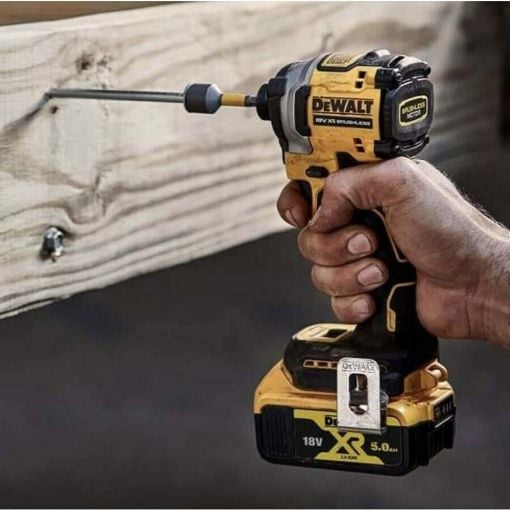 Εικόνα της Παλμικό Κατσαβίδι Dewalt Brushless 18V XR Compact (Body) DCF850NT-XJ