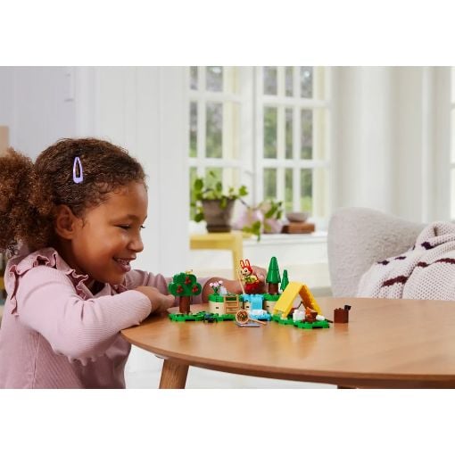 Εικόνα της LEGO Animal Crossing: Bunnie's Outdoor Activities 77047