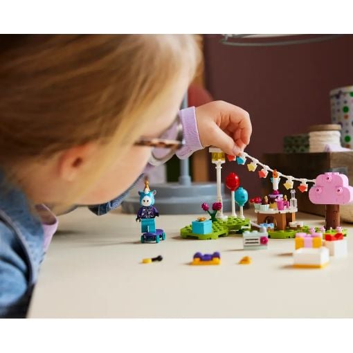 Εικόνα της LEGO Animal Crossing: Julian's Birthday Party 77046