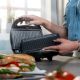Εικόνα της Τοστιέρα Estia Black & Inox 2 Θέσεων 850w με Αποσπώμενες Αντικολλητικές Πλάκες 06-10041