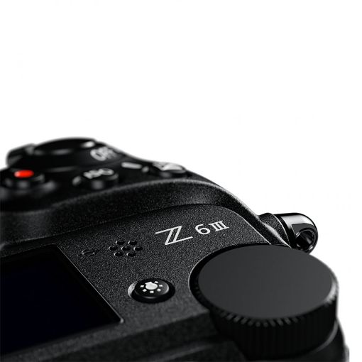 Εικόνα της Nikon Z6III Body + Nikkor Z 24-120mm f/4 S