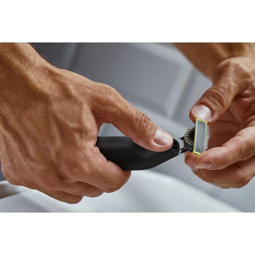 Εικόνα της Ξυριστική Μηχανή Philips Oneblade Pro 360 Επαναφορτιζόμενη QP6541/16