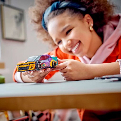 Εικόνα της LEGO Speed Champions: NASCAR Next Gen Chevrolet Camaro ZL1 76935