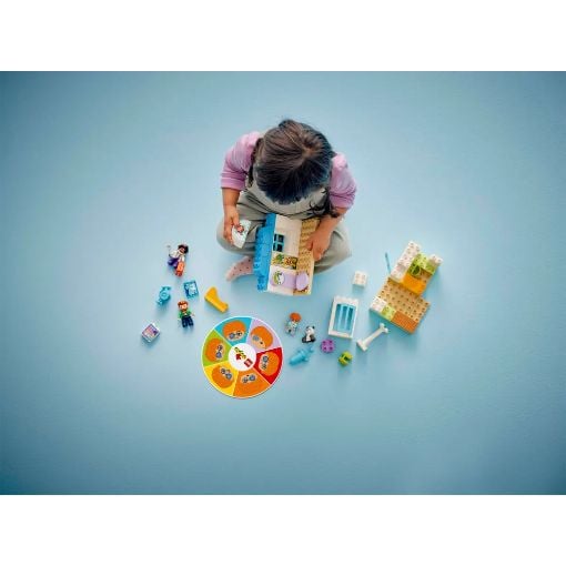 Εικόνα της LEGO Duplo: First Time: Visit with the Doctor 10449