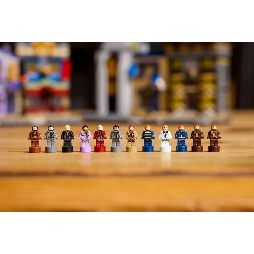 Εικόνα της LEGO Harry Potter: Diagon Alley Wizarding Shops 76444