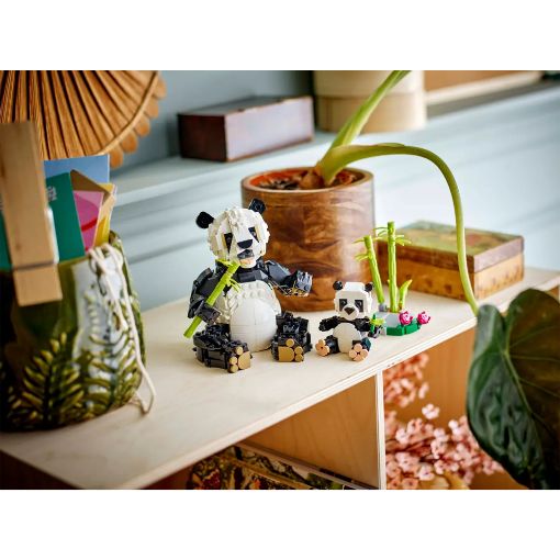 Εικόνα της LEGO Creator: 3 in 1 Wild Animals: Panda Family 31165