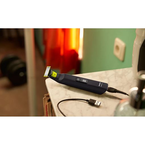 Εικόνα της Ξυριστική Μηχανή Philips Oneblade Pro 360 Επαναφορτιζόμενη Black QP6542/15