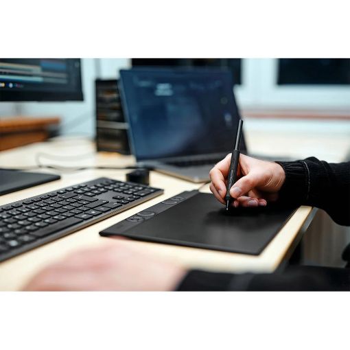 Εικόνα της Wacom Intuos Pro Medium (2025) PTK670K0B