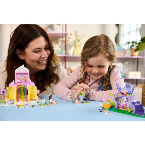 Εικόνα της LEGO Gabby's Dollhouse: Sweet Treat Mountain & Kitty Garden 11205