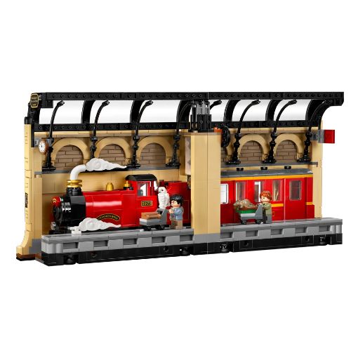 Εικόνα της LEGO Harry Potter: Book Nook: Hogwarts Express 76450