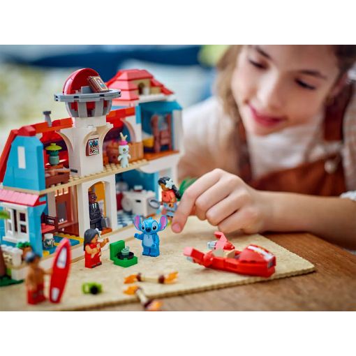 Εικόνα της LEGO Disney: Lilo and Stitch Beach House 43268