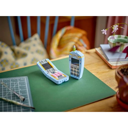 Εικόνα της LEGO Creator: 3 in 1 Retro Telephone 31174