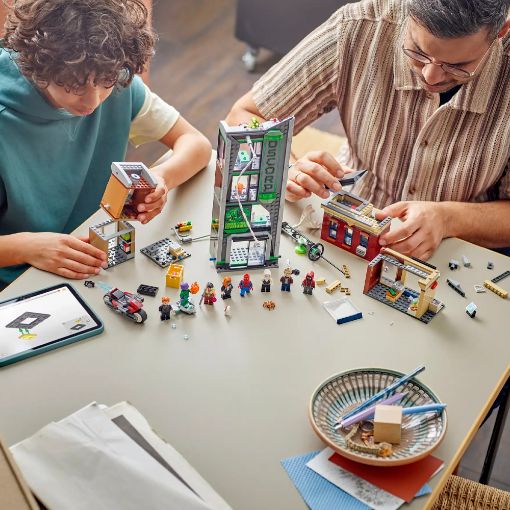 Εικόνα της LEGO Marvel: Spider-Man vs. Oscorp 76324