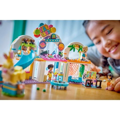 Εικόνα της LEGO Friends: Fun Indoor Playground 42686