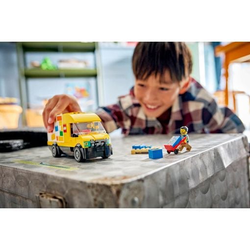 Εικόνα της LEGO City: The Lego Van 60500