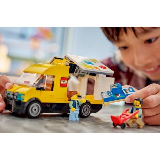 Εικόνα της LEGO City: The Lego Van 60500
