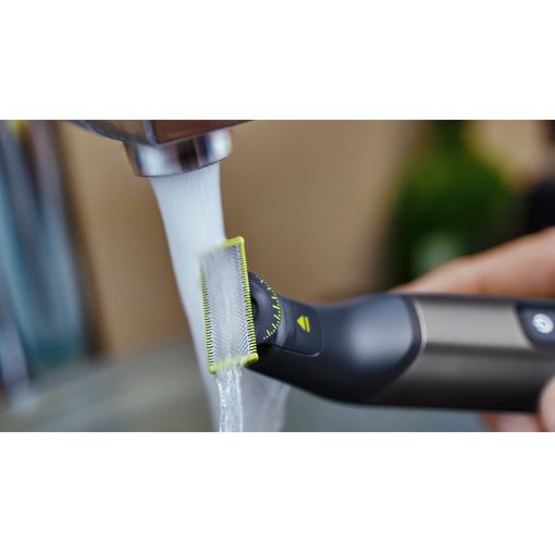 Εικόνα της Ξυριστική Μηχανή Philips OneBlade Pro 360 Επαναφορτιζόμενη Chromium QP6552/15