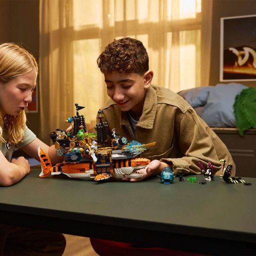 Εικόνα της LEGO DREAMZZz: Tiger Shark Tank 71515