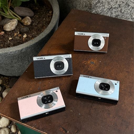 Εικόνα της Yashica Tank Compact Digital Camera Sky Blue YAS-DGCMTK-BL