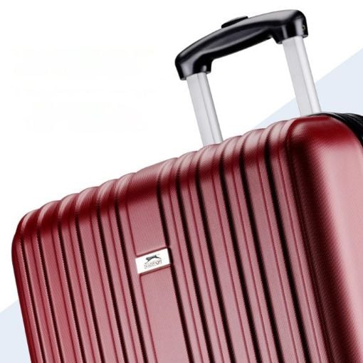 Εικόνα της Σετ Βαλίτσες Slazenger με Περιστρεφόμενους Τροχούς (63cm/43cm) Red 871125224729