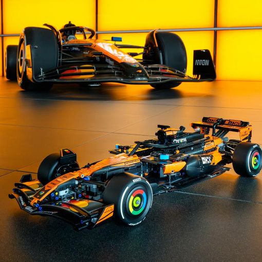Εικόνα της LEGO Technic: McLaren MCL39 F1 Car 42228